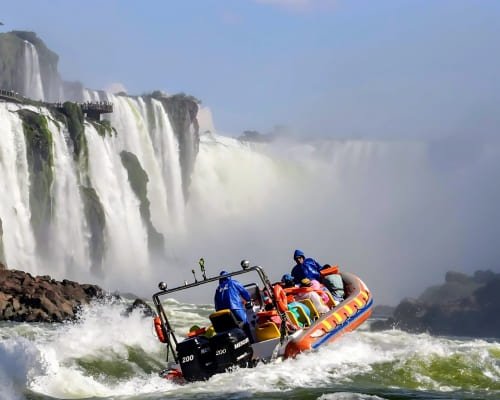 Passeio-de-bote-nas-cataratas