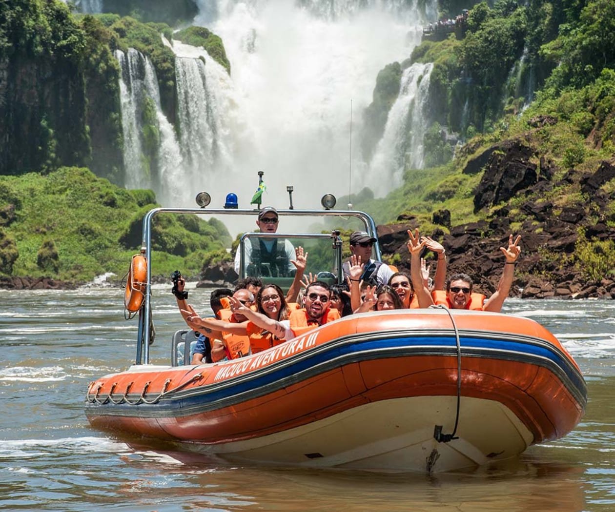 Passeio de Bote nas Cataratas do Iguaçu